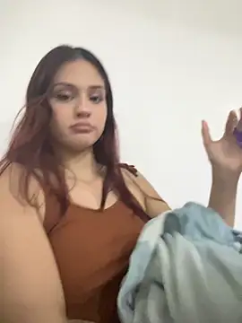 Snapshot of AngelRuby chatting on 12/05/25, 06:11 AngelRuby online show from 12/05/25, 06:11