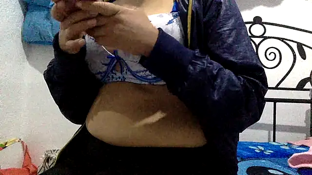 sharonlopez9611 online show from 04/10/26, 03:45