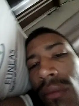 Mineirinho043 online show from 03/15/25, 10:46