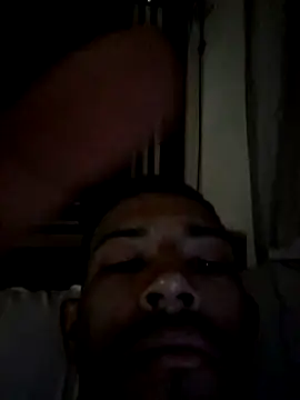 Mineirinho043 online show from 03/17/25, 11:42