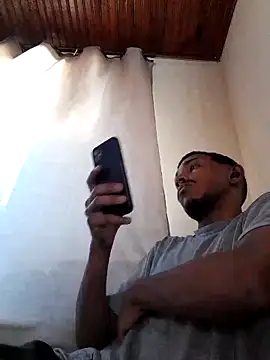 Mineirinho043 online show from 03/20/25, 01:48