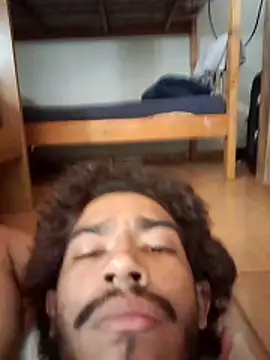 Mineirinho043 online show from 12/05/25, 06:26