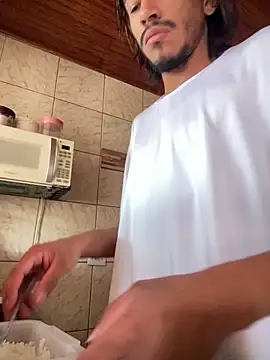 Mineirinho043 online show from 04/03/26, 04:05