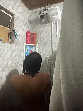 Mineirinho043 online show from 04/05/26, 05:26