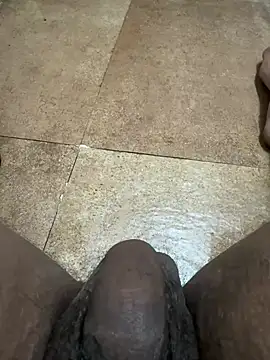 man16101 online show from 02/21/25, 11:11