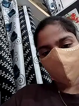 fuungirl38 online show from 09/19/25, 06:41