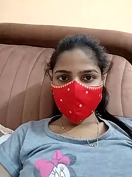 fuungirl38 online show from 10/28/25, 04:53