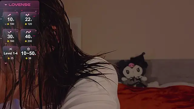 Mia Luw online show from 10/03/25, 02:08