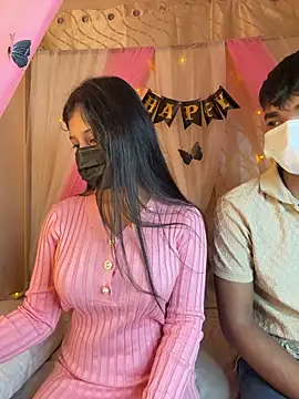 Snapshot of hotgirlpriya789 chatting on 12/16/25, 03:28 hotgirlpriya789 online show from 12/16/25, 03:28