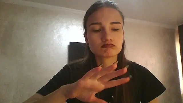 RoyalDessertt online show from 11/07/25, 05:29