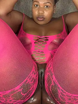 Cuddle Bear online show from 12/22/25, 02:36