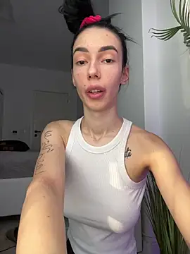 Celine Roxelle online show from 01/13/26, 12:54