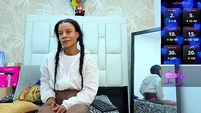 dafnnelewis online show from 03/25/26, 11:16