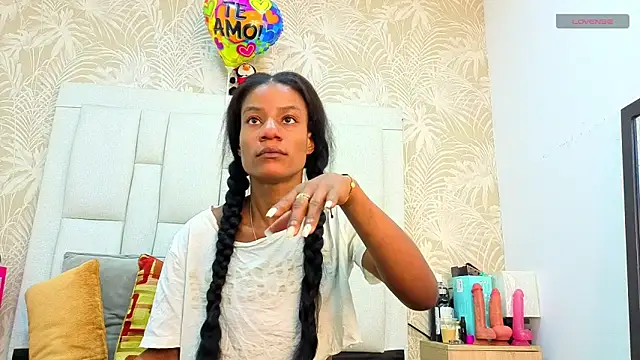 dafnnelewis online show from 04/08/26, 12:05