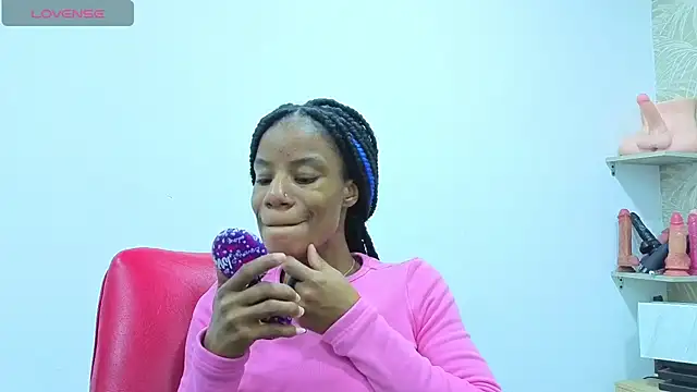 dafnnelewis online show from 07/10/26, 11:24