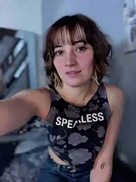 Maggie Geller online show from 02/19/25, 05:16