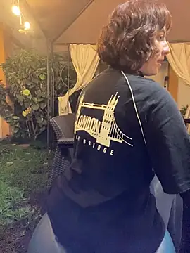 Maggie Geller online show from 03/22/25, 12:28