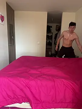 Maggie Geller online show from 10/12/25, 07:46