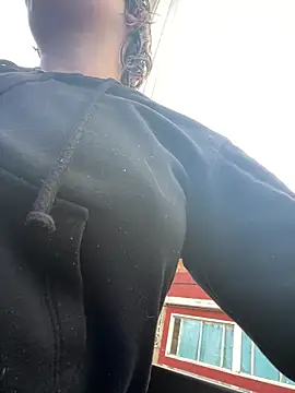 Maggie Geller online show from 04/05/26, 03:20