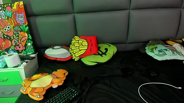 ISAAC CRYSTON online show from 02/11/25, 10:50