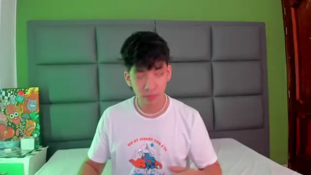 ISAAC CRYSTON online show from 02/13/25, 07:52