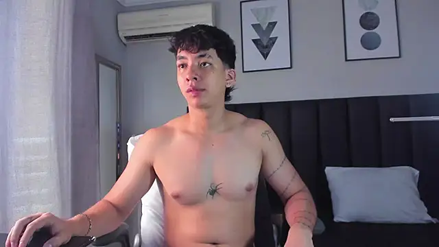 ISAAC CRYSTON online show from 03/10/25, 08:01