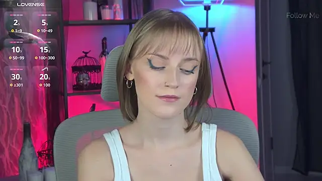 KiraMontoya online show from 01/05/26, 05:49