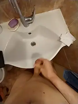 Snapshot of Good_boy000 chatting on 02/06/25, 10:48 Good boy000 online show from 02/06/25, 10:48