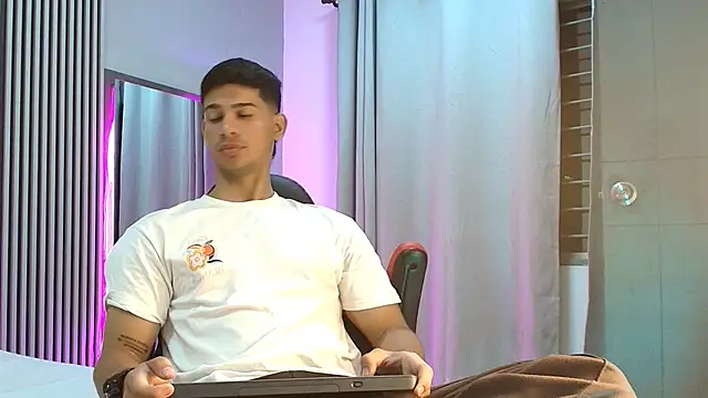 ANDRES STUD online show from 09/13/25, 03:28