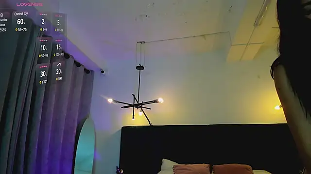 nattashaa7 online show from 02/17/25, 11:44