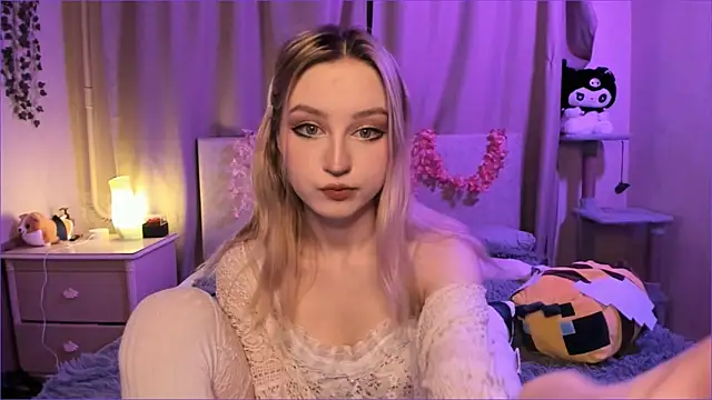 Snapshot of margorazentals chatting on 11/21/25, 05:44 margorazentals online show from 11/21/25, 05:44