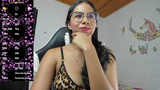 alisson hoffman05 online show from 05/15/26, 11:23