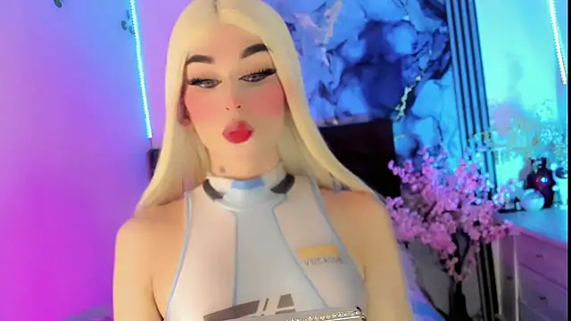 Snapshot of Irina_milkmaid chatting on 10/02/25, 07:10 Irina milkmaid online show from 10/02/25, 07:10