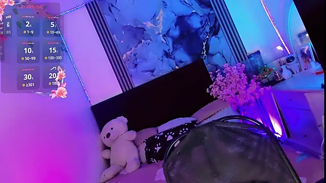 Snapshot of Irina_milkmaid chatting on 10/25/25, 07:19 Irina milkmaid online show from 10/25/25, 07:19