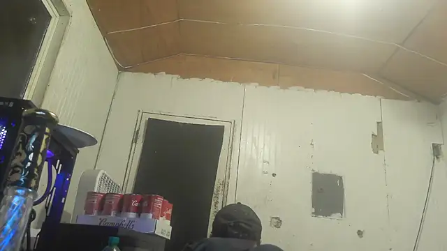 nuttyking2022 online show from 10/10/25, 06:34