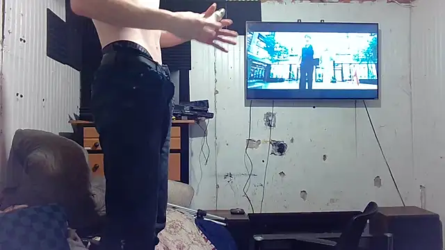 nuttyking2022 online show from 04/13/26, 07:03