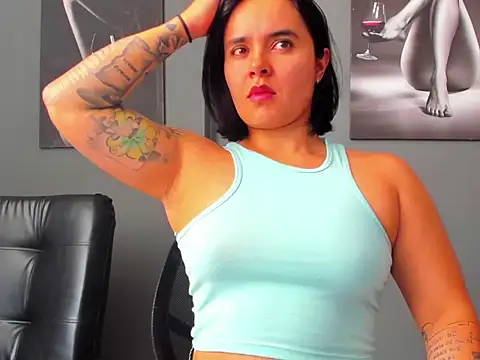 karlyjons12 online show from 05/29/26, 01:53