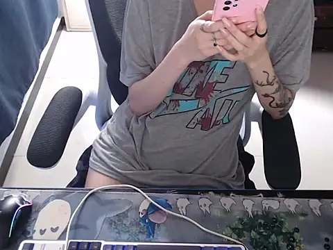 nian 2024 online show from 01/15/26, 04:33