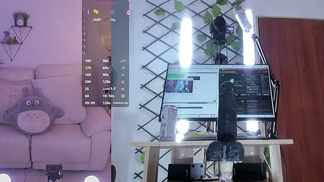 Snapshot of Neekito_ chatting on 03/15/25, 01:52 Neekito online show from 03/15/25, 01:52