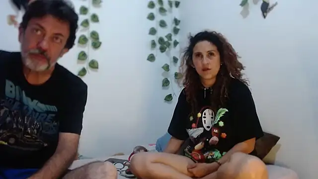 jeans and emma online show from 03/02/25, 01:58