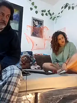 jeans and emma online show from 10/14/25, 07:31