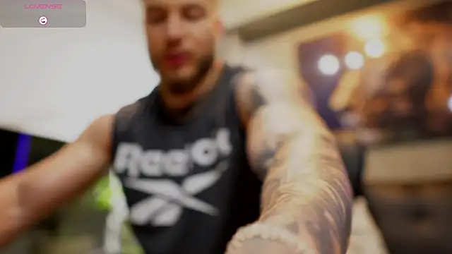 David blake  online show from 10/05/25, 02:54