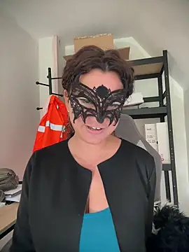 Loveblackzilla online show from 04/02/26, 12:25