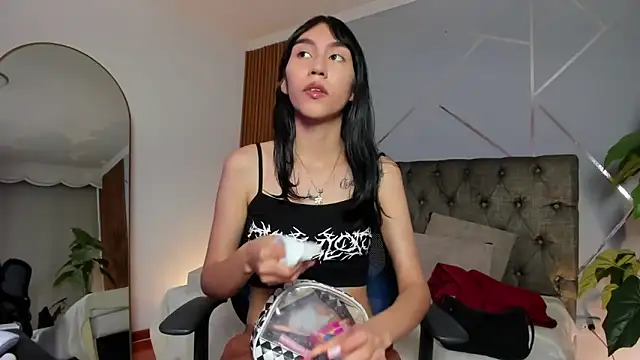 Miaa Lee7 online show from 02/06/26, 09:29