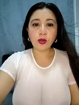 Snapshot of Sexy_Tifany chatting on 10/25/25, 03:25 Sexy Tifany online show from 10/25/25, 03:25