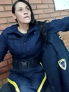 Snapshot of dulce_696 chatting on 12/05/25, 03:41 dulce 696 online show from 12/05/25, 03:41