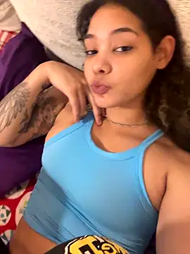 tastylolaaa online show from 09/29/25, 02:49