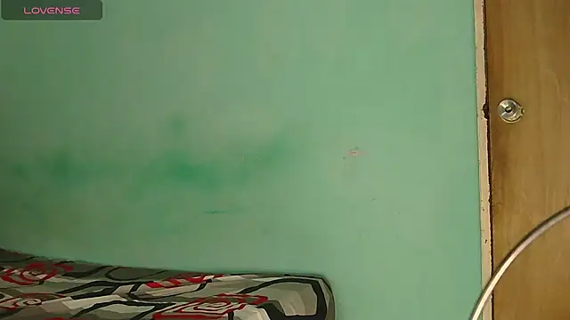 Snapshot of blondiebbc chatting on 11/23/25, 01:33 blondiebbc online show from 11/23/25, 01:33