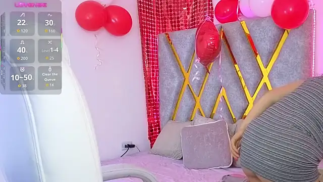 Cintiia Holmes online show from 02/18/26, 11:33