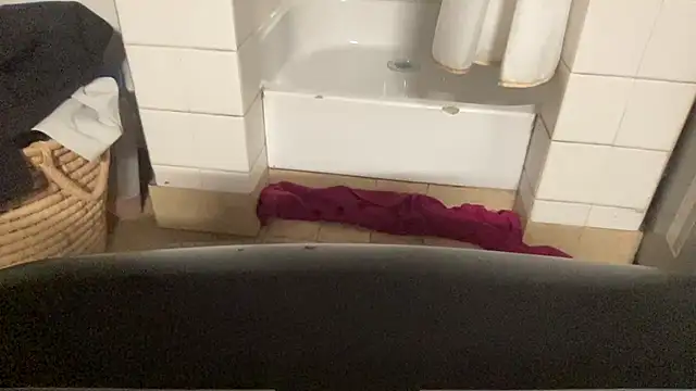 Snapshot of LeoLovelyDick chatting on 02/06/25, 08:23 LeoLovelyDick online show from 02/06/25, 08:23